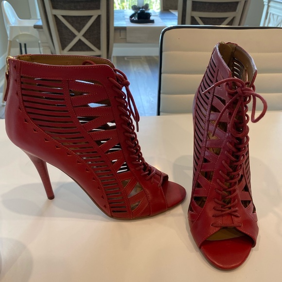 Nine West genuine leather heels 9.5 - Picture 1 of 3